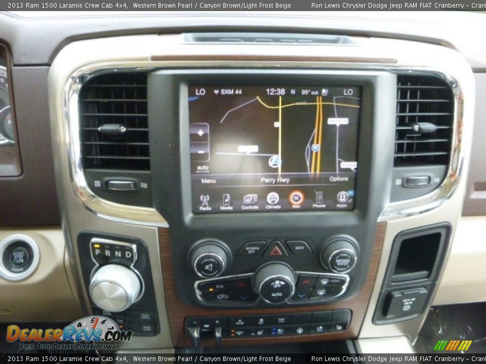 2013 Ram 1500 Laramie Crew Cab 4x4 Western Brown Pearl / Canyon Brown/Light Frost Beige Photo #17