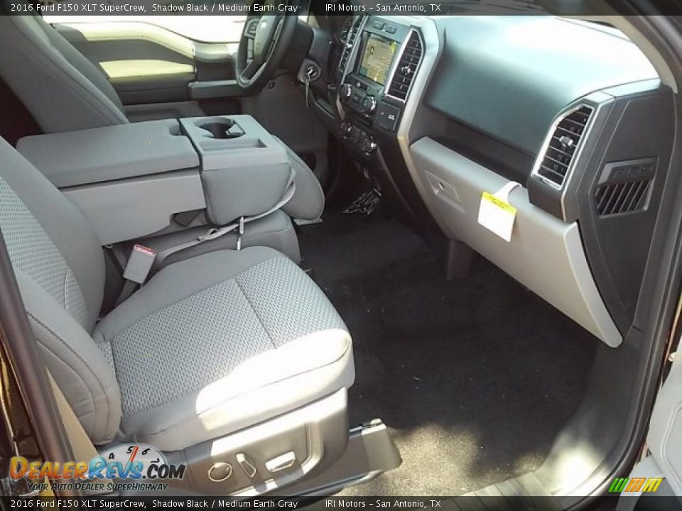 2016 Ford F150 XLT SuperCrew Shadow Black / Medium Earth Gray Photo #12
