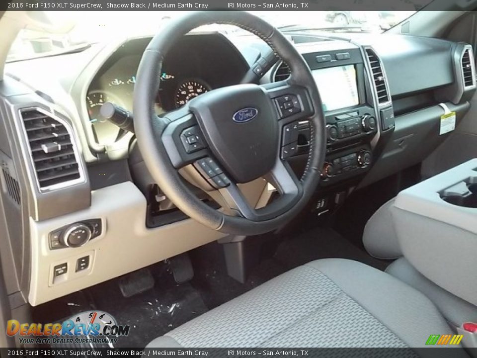 2016 Ford F150 XLT SuperCrew Shadow Black / Medium Earth Gray Photo #20