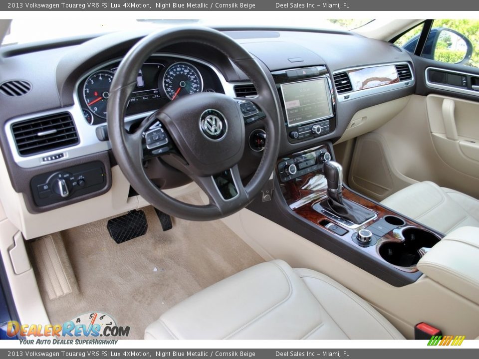 Cornsilk Beige Interior - 2013 Volkswagen Touareg VR6 FSI Lux 4XMotion Photo #15