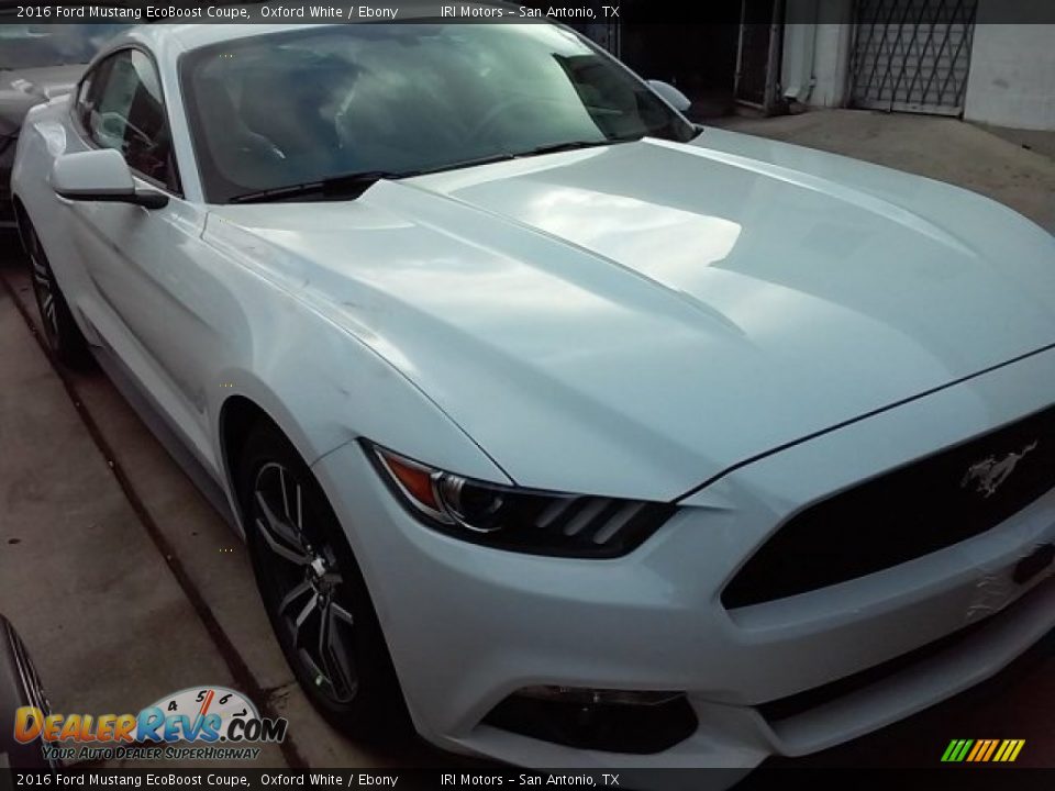 2016 Ford Mustang EcoBoost Coupe Oxford White / Ebony Photo #24
