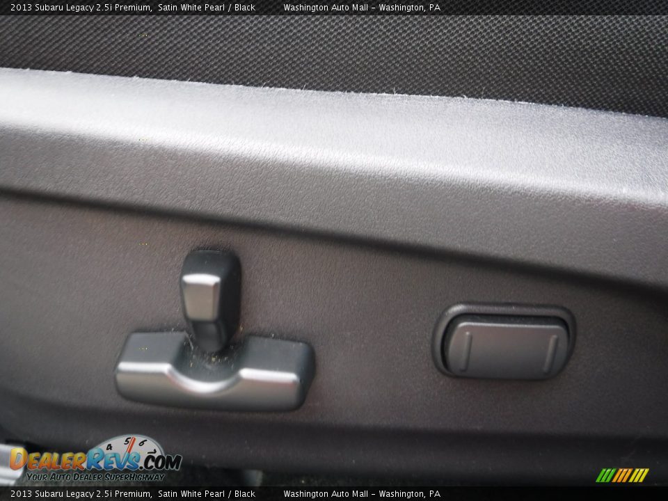 2013 Subaru Legacy 2.5i Premium Satin White Pearl / Black Photo #13