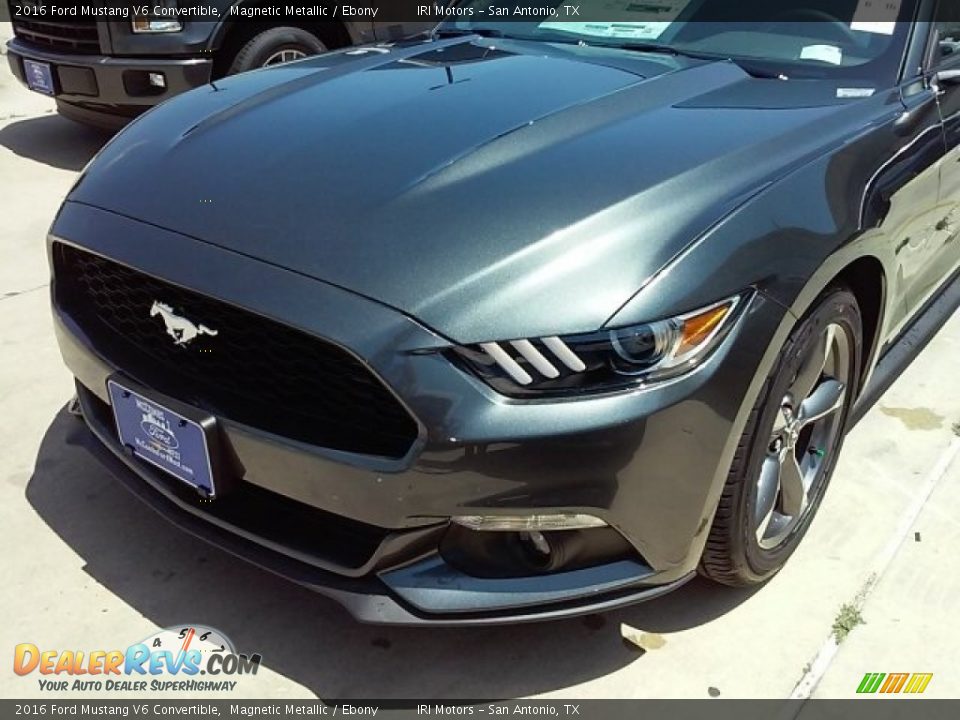 2016 Ford Mustang V6 Convertible Magnetic Metallic / Ebony Photo #8