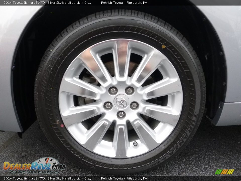 2014 Toyota Sienna LE AWD Silver Sky Metallic / Light Gray Photo #15