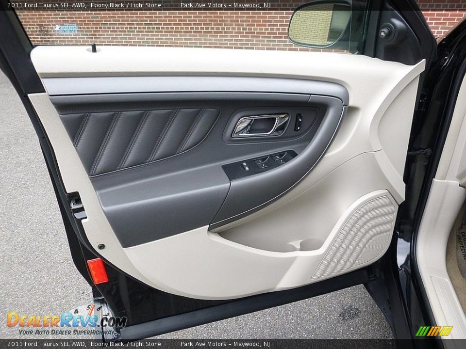 2011 Ford Taurus SEL AWD Ebony Black / Light Stone Photo #10