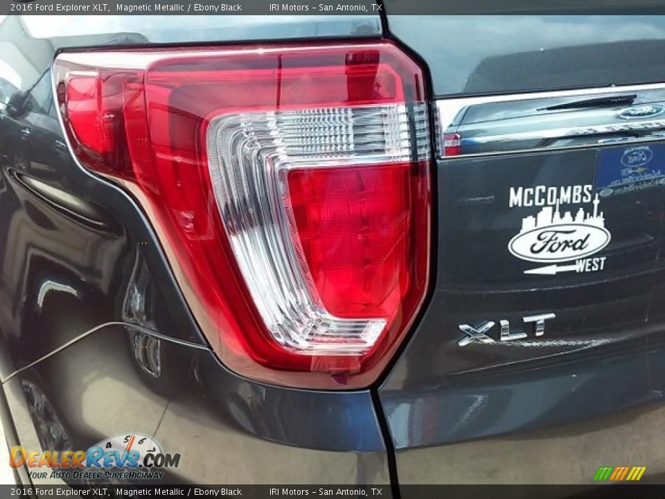 2016 Ford Explorer XLT Magnetic Metallic / Ebony Black Photo #6