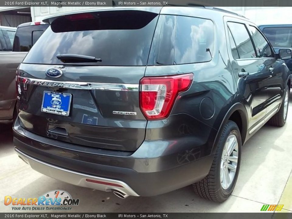 2016 Ford Explorer XLT Magnetic Metallic / Ebony Black Photo #12