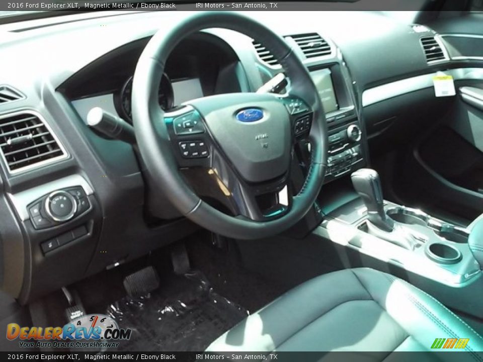 2016 Ford Explorer XLT Magnetic Metallic / Ebony Black Photo #19