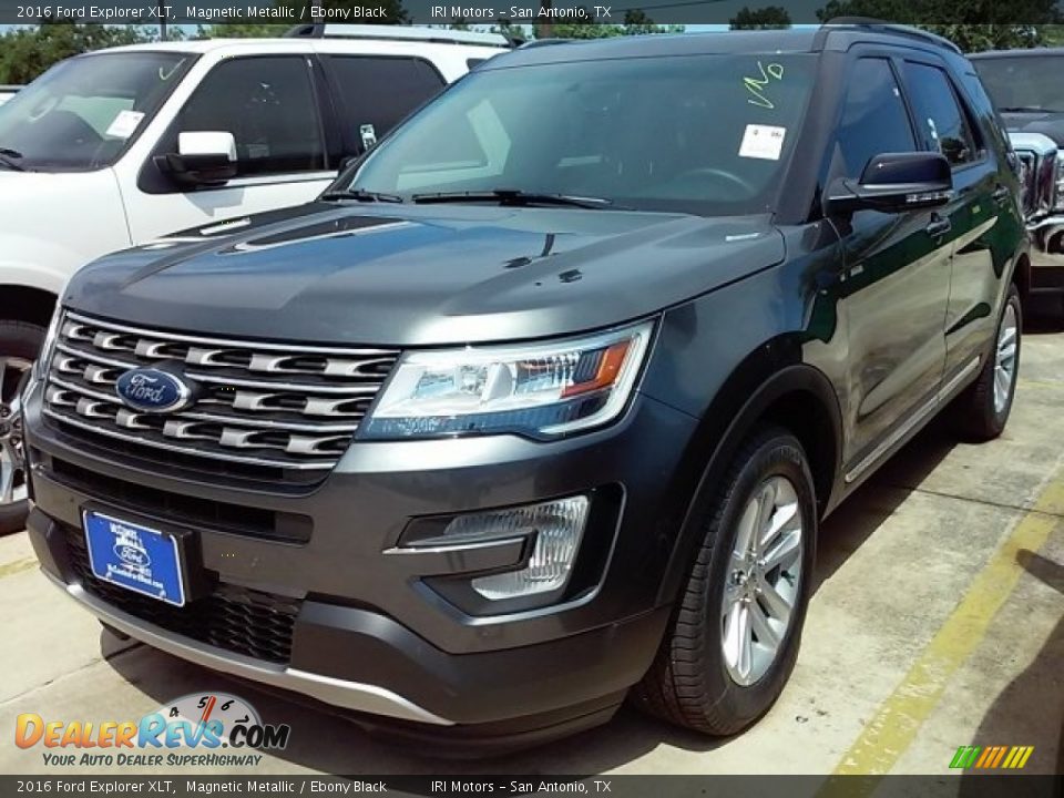 2016 Ford Explorer XLT Magnetic Metallic / Ebony Black Photo #30