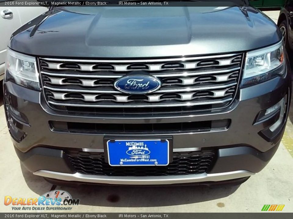 2016 Ford Explorer XLT Magnetic Metallic / Ebony Black Photo #31