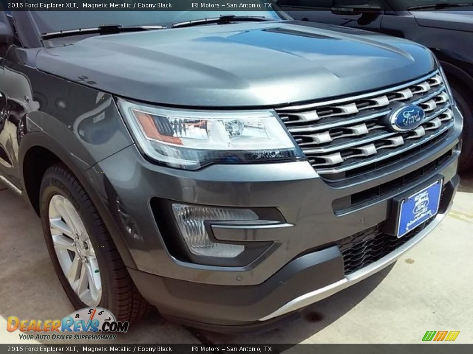 2016 Ford Explorer XLT Magnetic Metallic / Ebony Black Photo #34