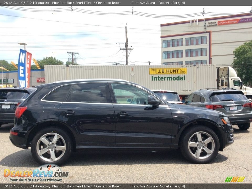 2012 Audi Q5 3.2 FSI quattro Phantom Black Pearl Effect / Cinnamon Brown Photo #2