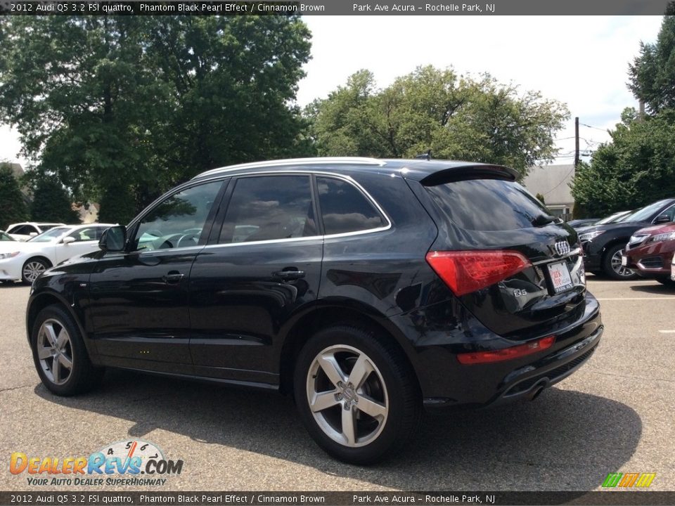 2012 Audi Q5 3.2 FSI quattro Phantom Black Pearl Effect / Cinnamon Brown Photo #5
