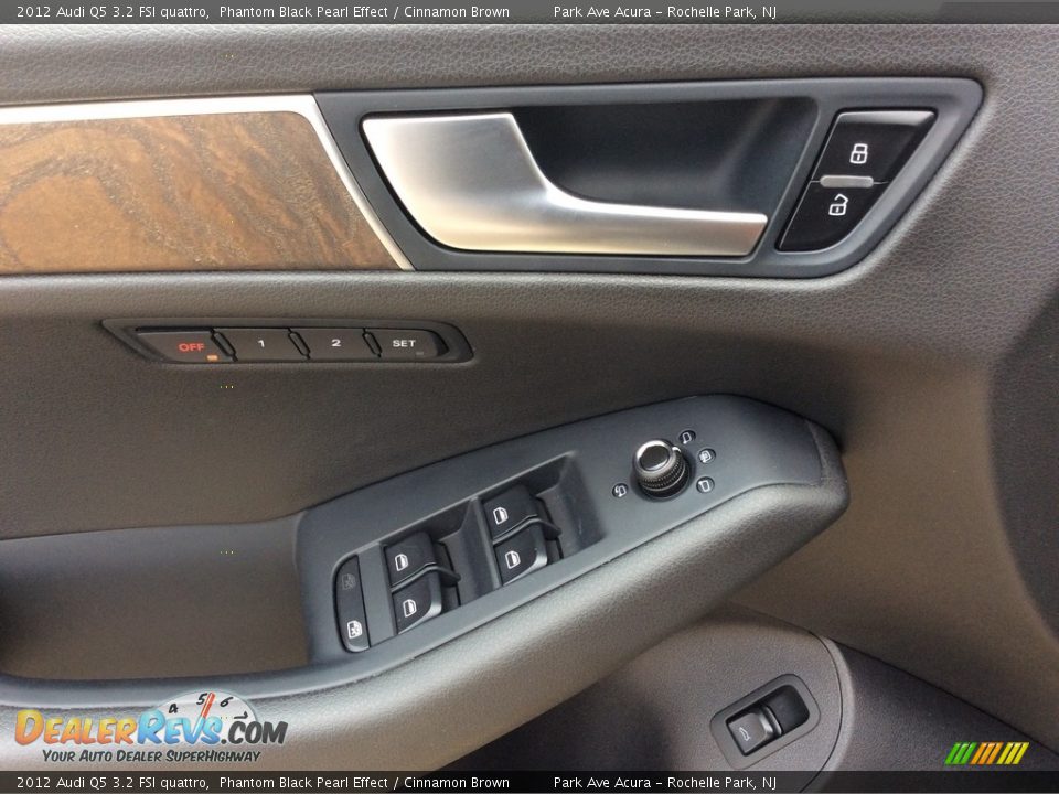 2012 Audi Q5 3.2 FSI quattro Phantom Black Pearl Effect / Cinnamon Brown Photo #10