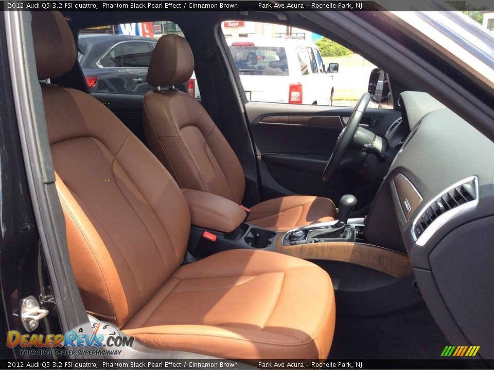 2012 Audi Q5 3.2 FSI quattro Phantom Black Pearl Effect / Cinnamon Brown Photo #28