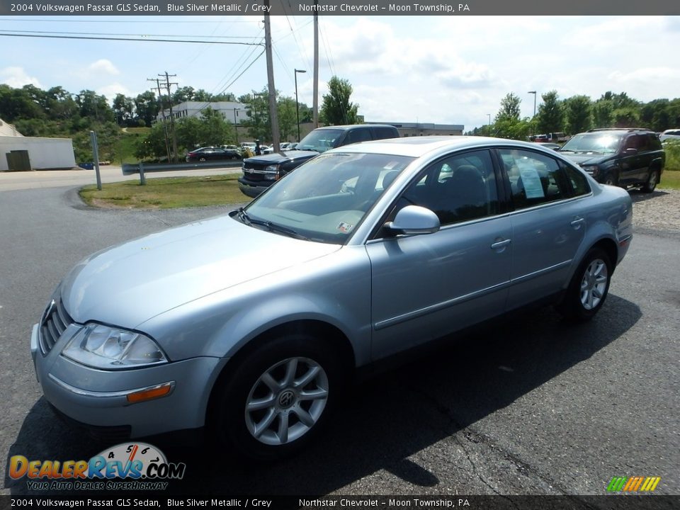 2004 Volkswagen Passat GLS Sedan Blue Silver Metallic / Grey Photo #1