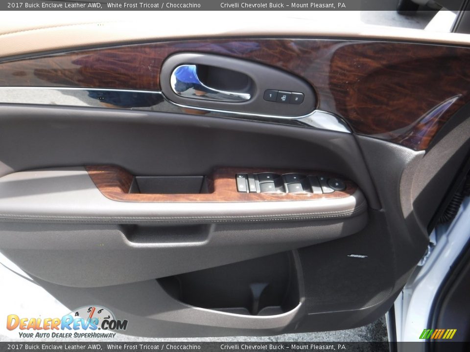 Door Panel of 2017 Buick Enclave Leather AWD Photo #10