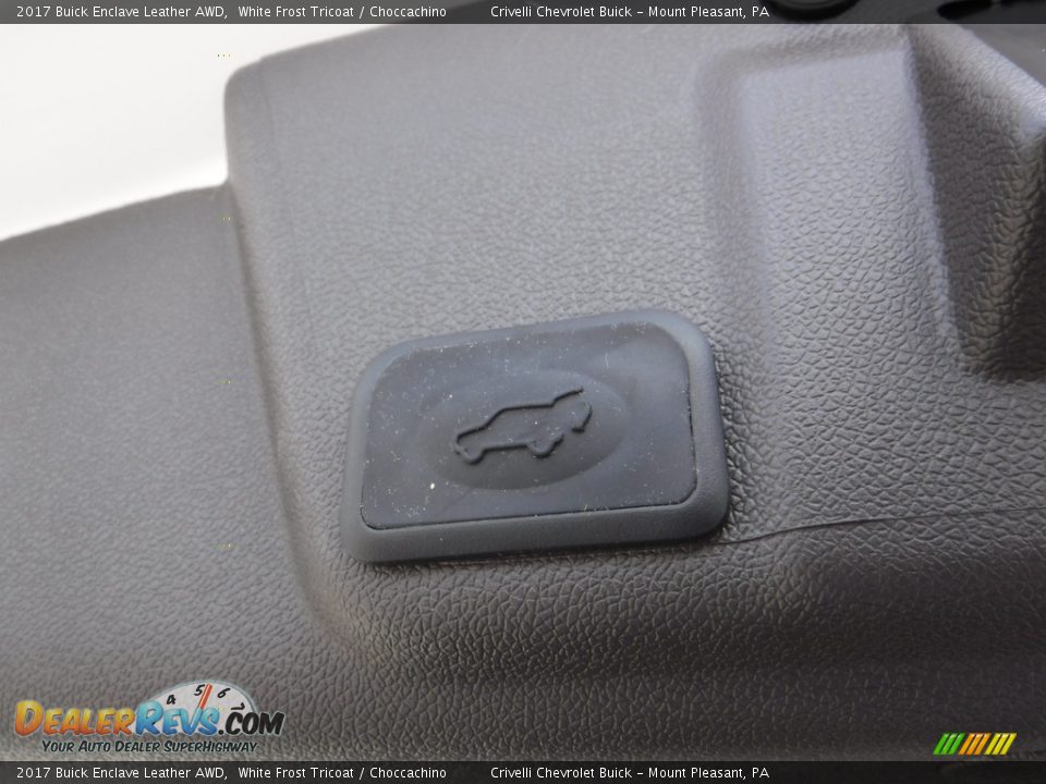 2017 Buick Enclave Leather AWD White Frost Tricoat / Choccachino Photo #29