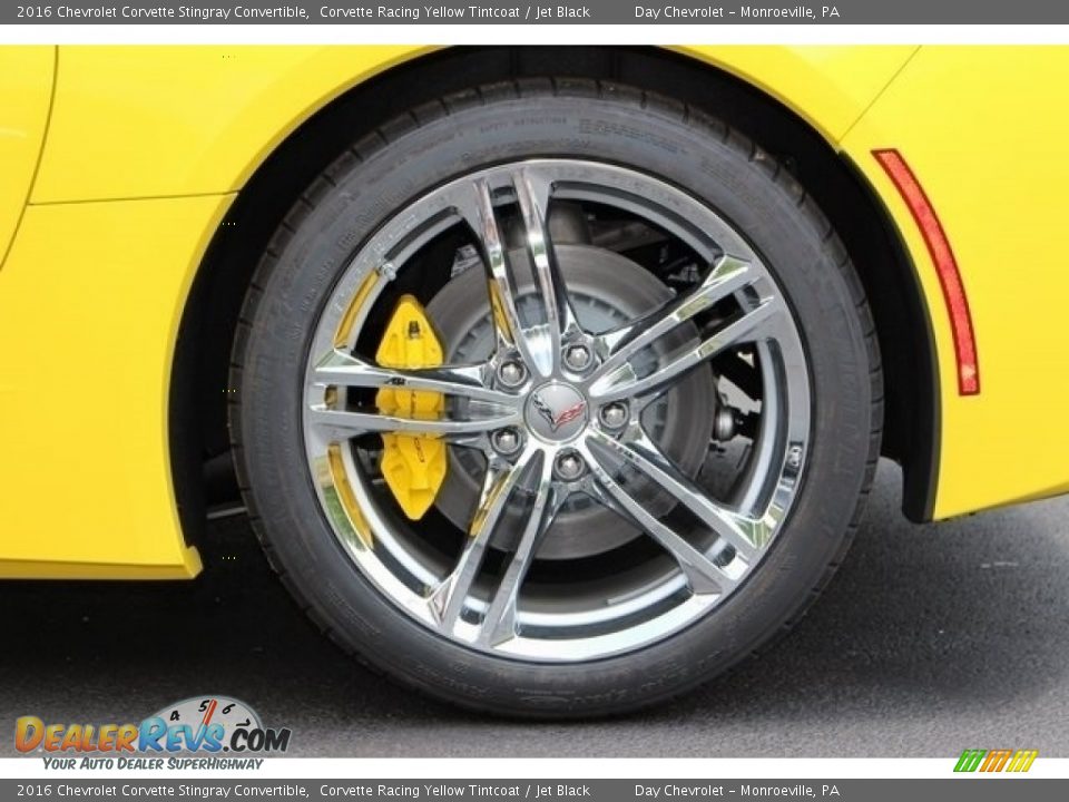 2016 Chevrolet Corvette Stingray Convertible Corvette Racing Yellow Tintcoat / Jet Black Photo #6