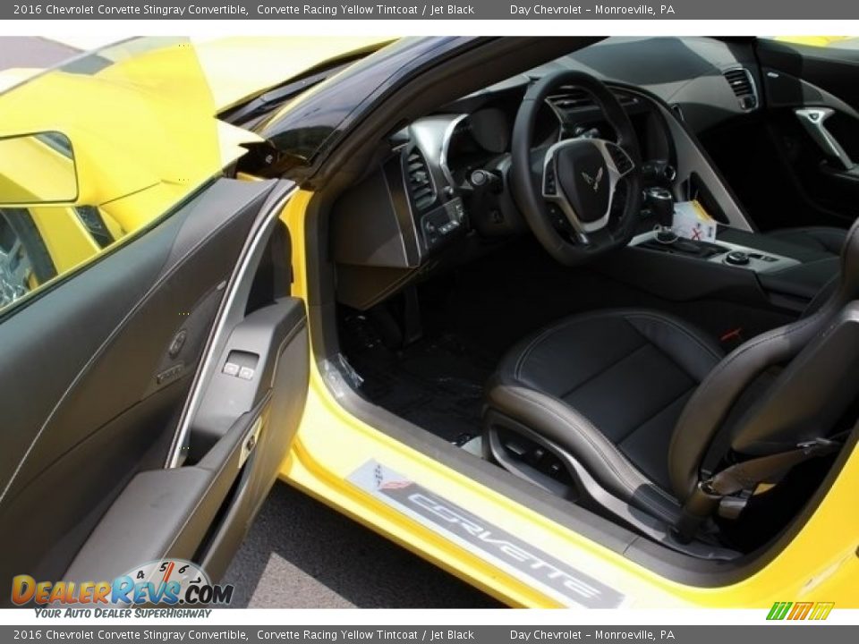 2016 Chevrolet Corvette Stingray Convertible Corvette Racing Yellow Tintcoat / Jet Black Photo #17