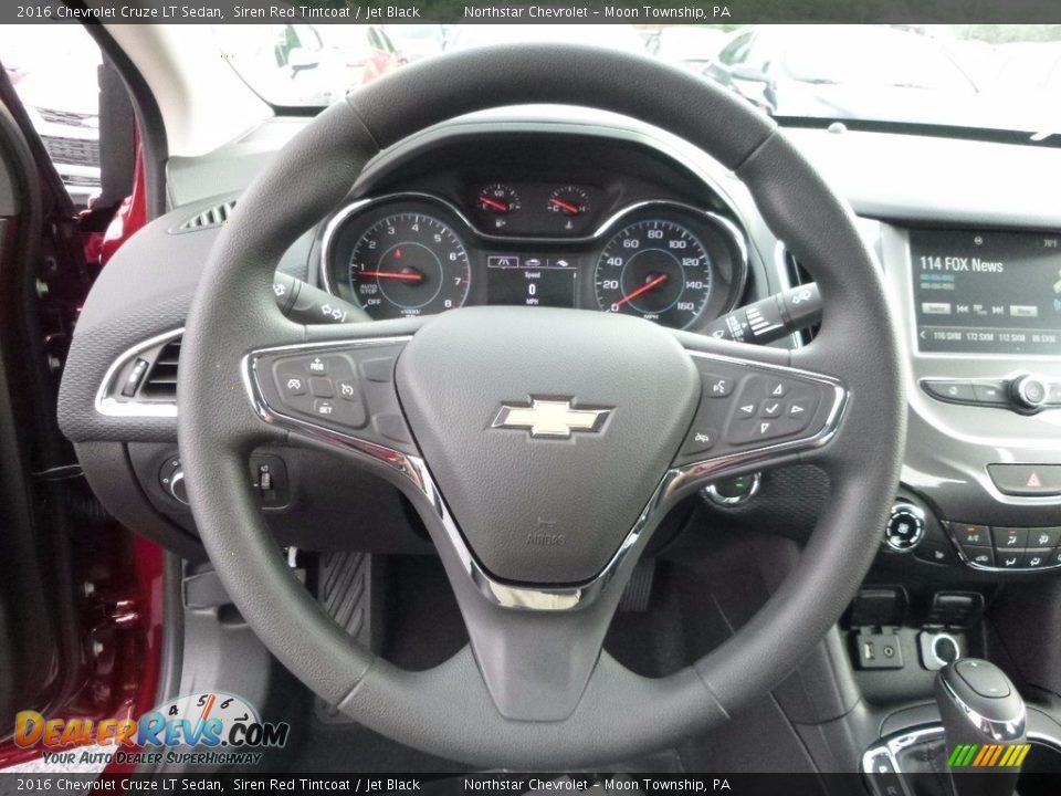 2016 Chevrolet Cruze LT Sedan Siren Red Tintcoat / Jet Black Photo #16