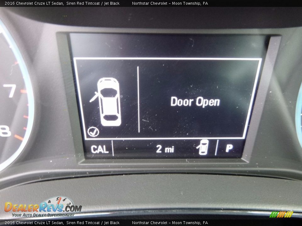 2016 Chevrolet Cruze LT Sedan Siren Red Tintcoat / Jet Black Photo #20
