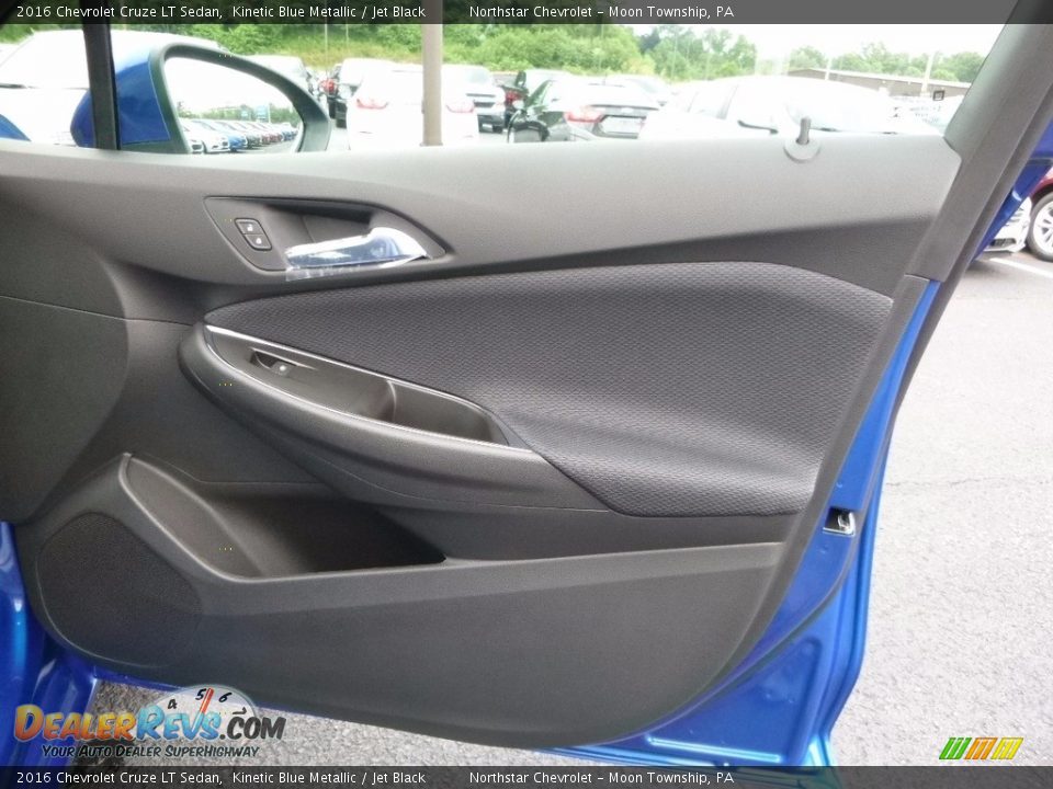 2016 Chevrolet Cruze LT Sedan Kinetic Blue Metallic / Jet Black Photo #6