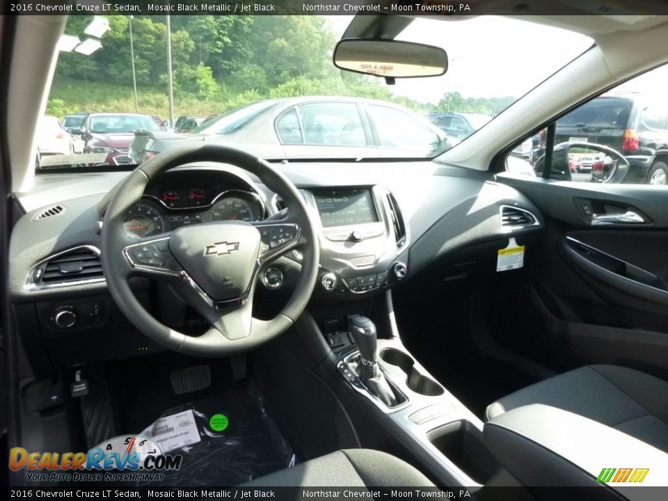 2016 Chevrolet Cruze LT Sedan Mosaic Black Metallic / Jet Black Photo #12
