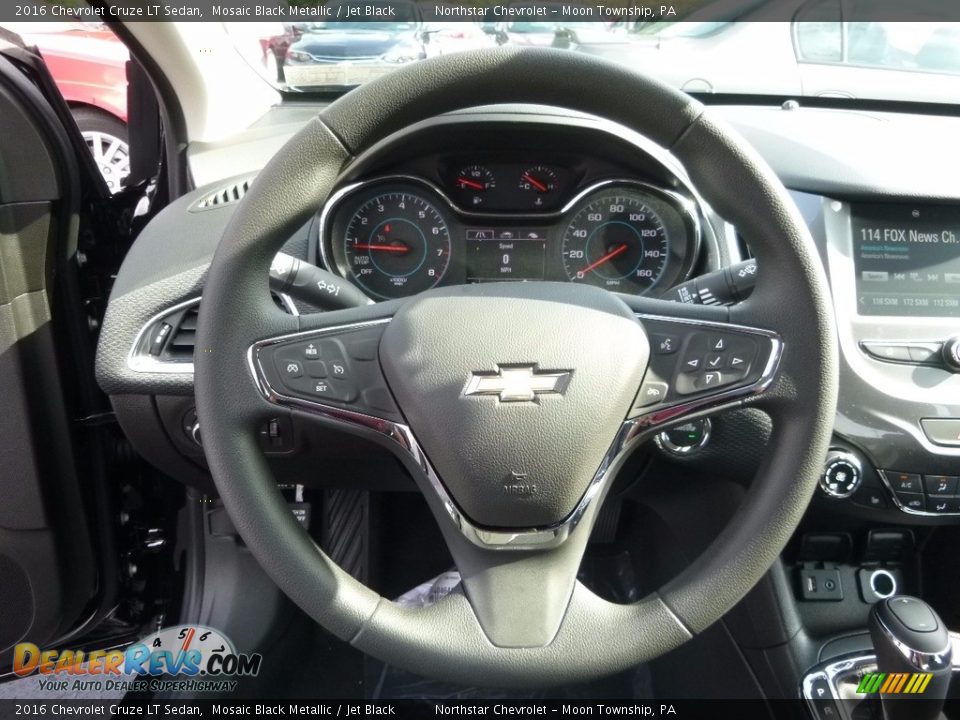 2016 Chevrolet Cruze LT Sedan Mosaic Black Metallic / Jet Black Photo #16
