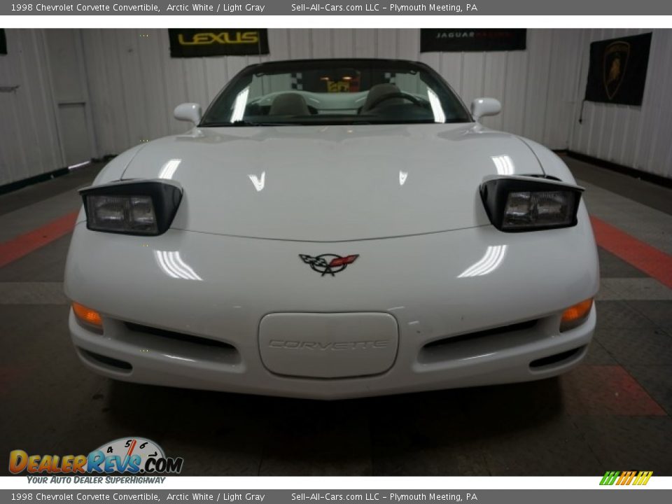 1998 Chevrolet Corvette Convertible Arctic White / Light Gray Photo #4
