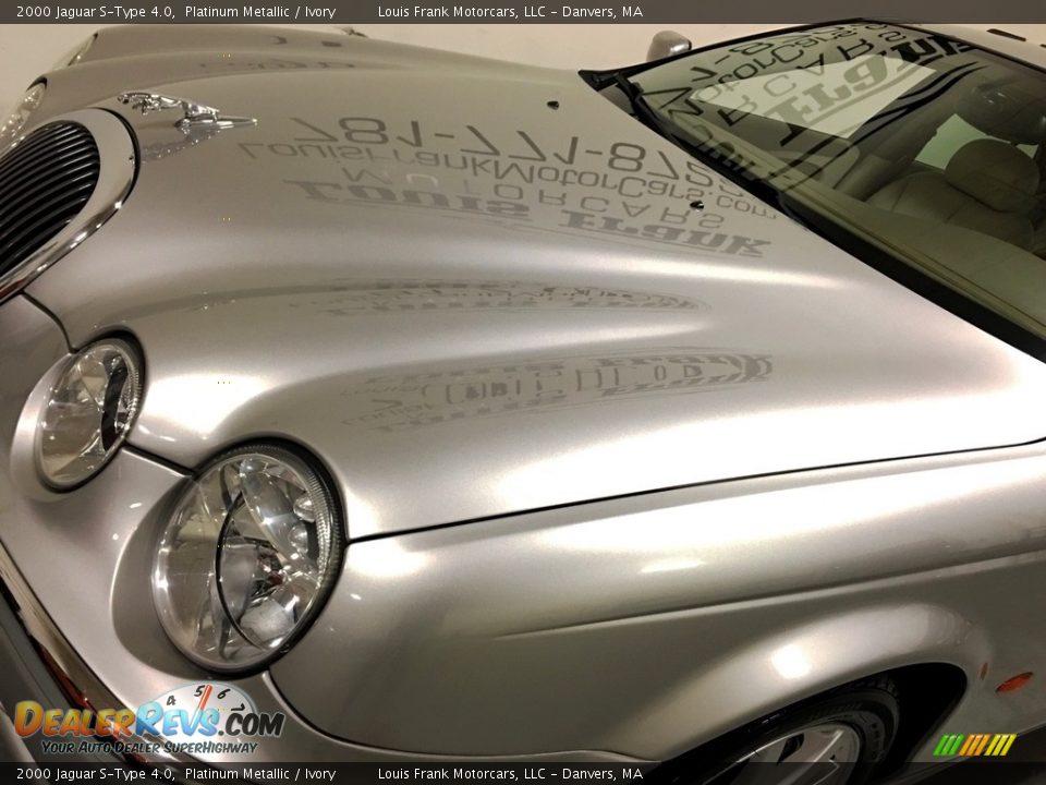 2000 Jaguar S-Type 4.0 Platinum Metallic / Ivory Photo #3