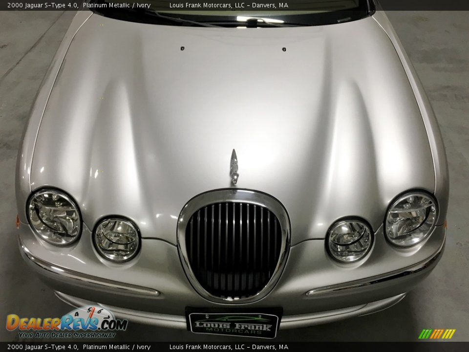 2000 Jaguar S-Type 4.0 Platinum Metallic / Ivory Photo #29