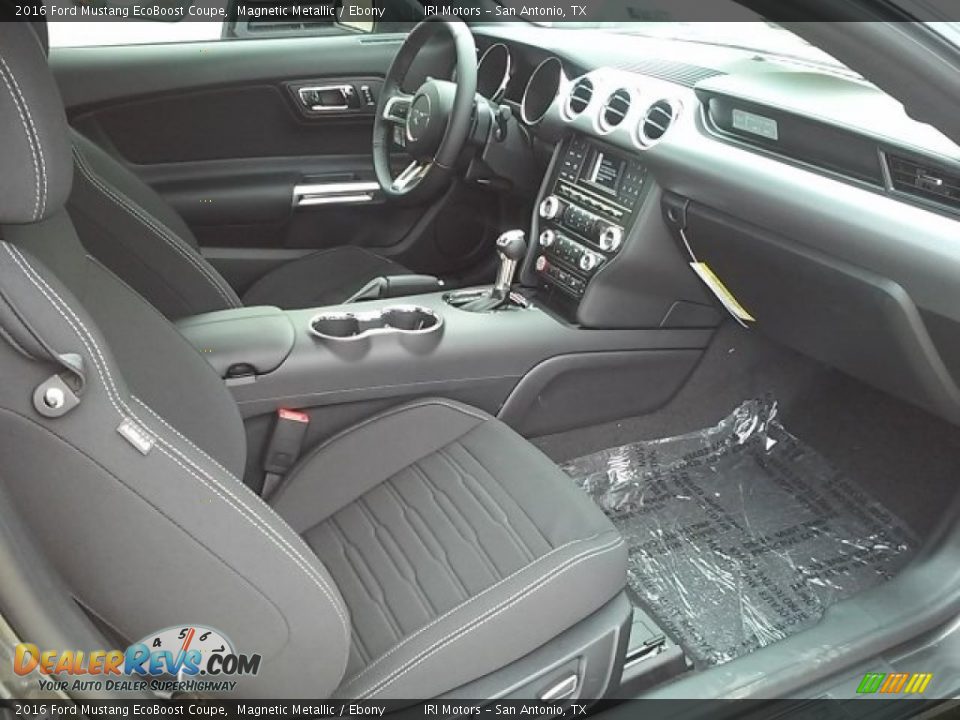 2016 Ford Mustang EcoBoost Coupe Magnetic Metallic / Ebony Photo #10