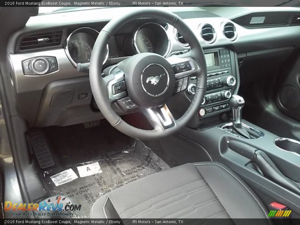2016 Ford Mustang EcoBoost Coupe Magnetic Metallic / Ebony Photo #17