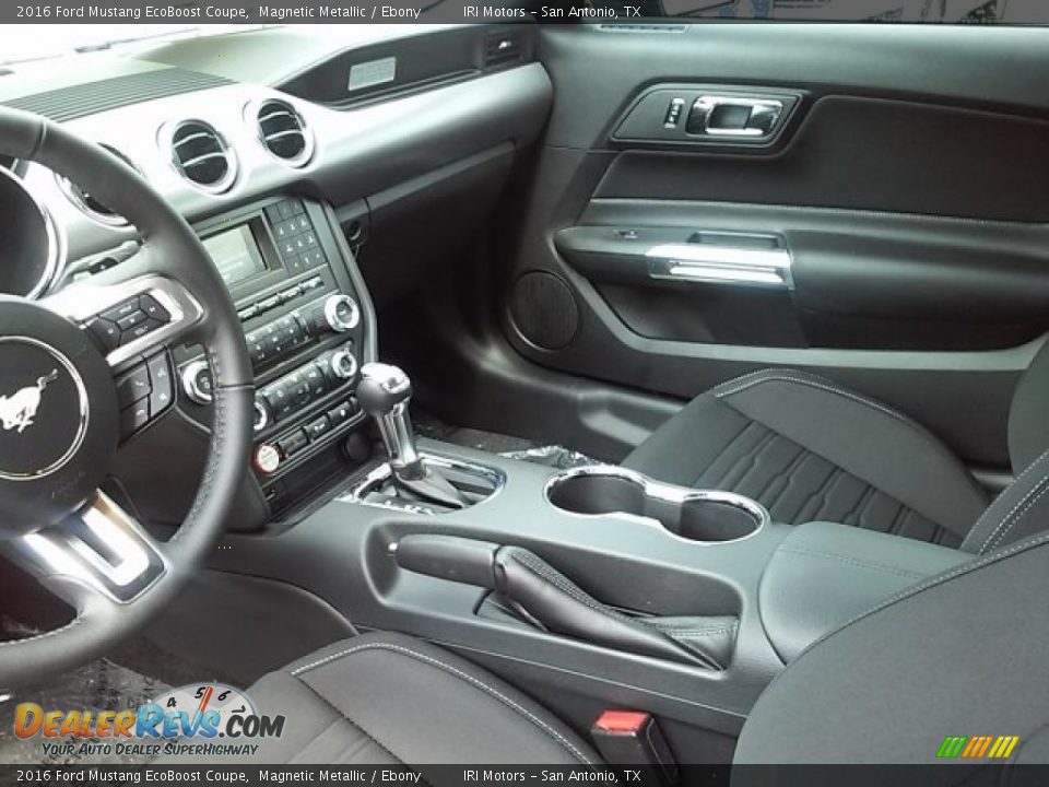2016 Ford Mustang EcoBoost Coupe Magnetic Metallic / Ebony Photo #18