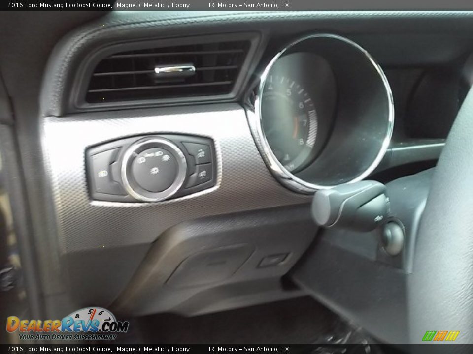 2016 Ford Mustang EcoBoost Coupe Magnetic Metallic / Ebony Photo #20