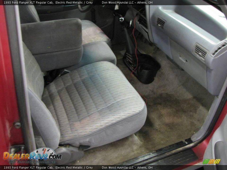 1993 Ford Ranger XLT Regular Cab Electric Red Metallic / Grey Photo #11