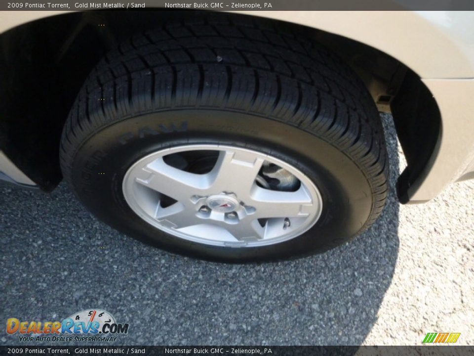 2009 Pontiac Torrent Gold Mist Metallic / Sand Photo #11