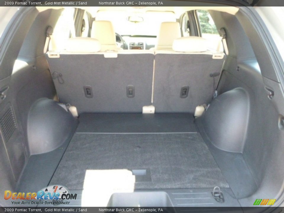 2009 Pontiac Torrent Gold Mist Metallic / Sand Photo #16