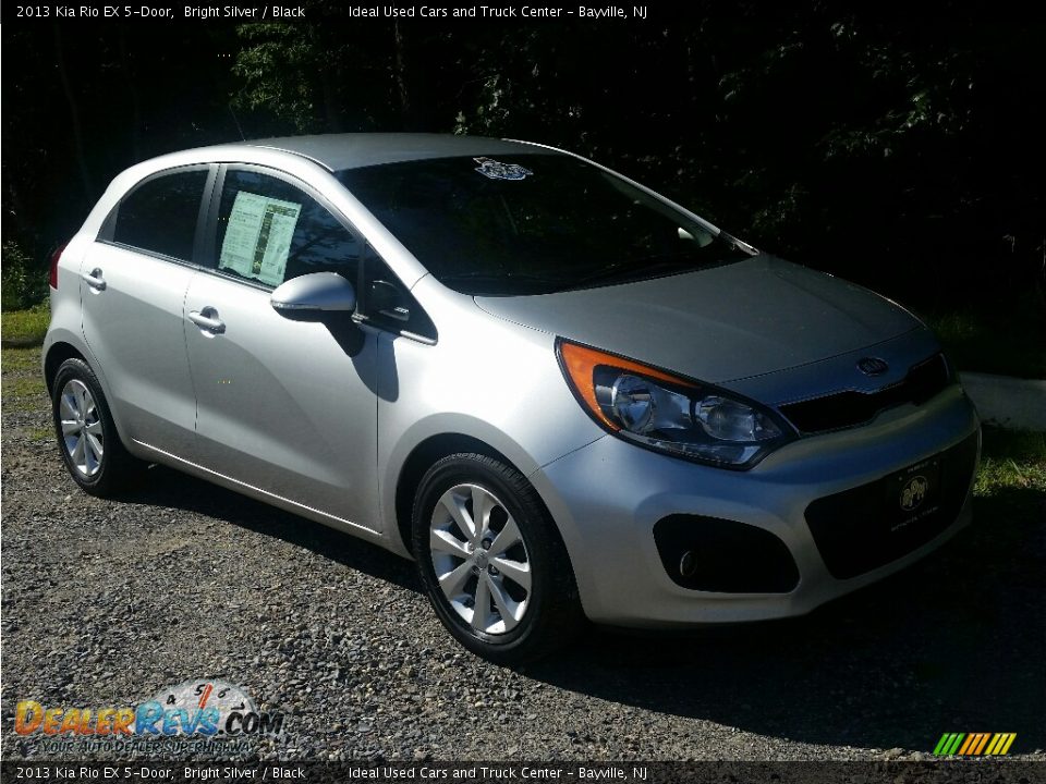 2013 Kia Rio EX 5-Door Bright Silver / Black Photo #3