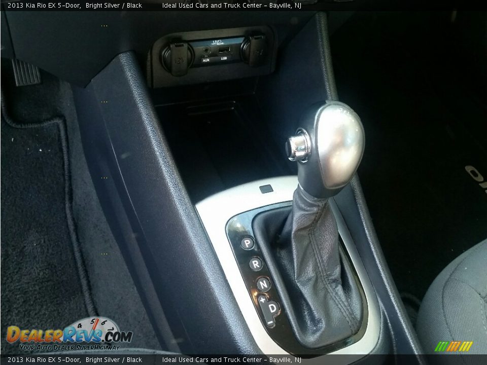 2013 Kia Rio EX 5-Door Bright Silver / Black Photo #17