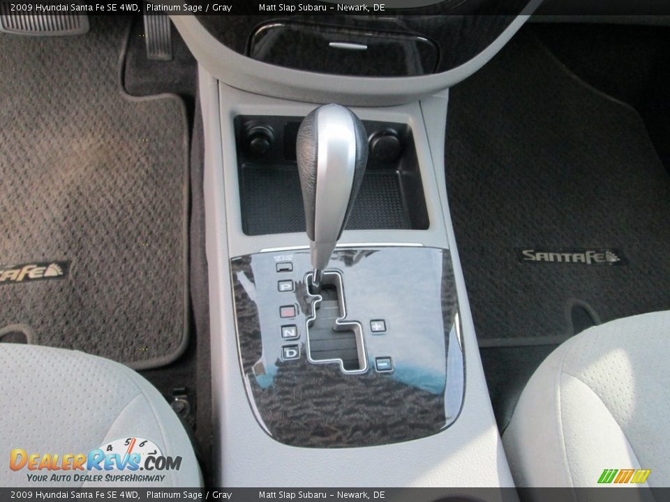 2009 Hyundai Santa Fe SE 4WD Platinum Sage / Gray Photo #25
