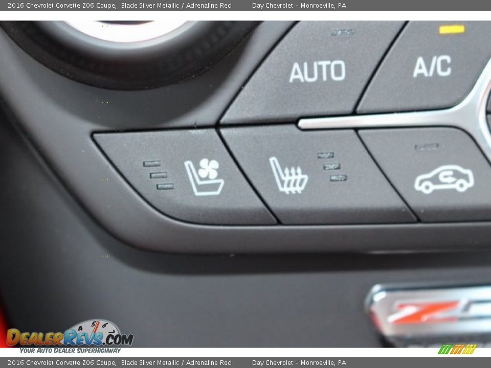 Controls of 2016 Chevrolet Corvette Z06 Coupe Photo #34