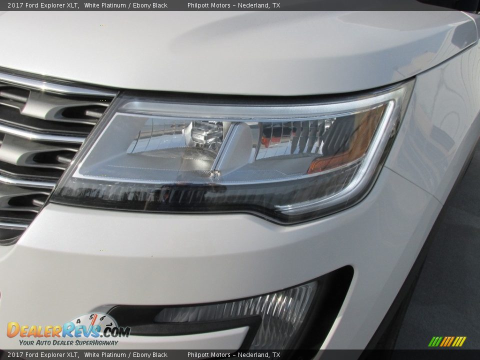 2017 Ford Explorer XLT White Platinum / Ebony Black Photo #9