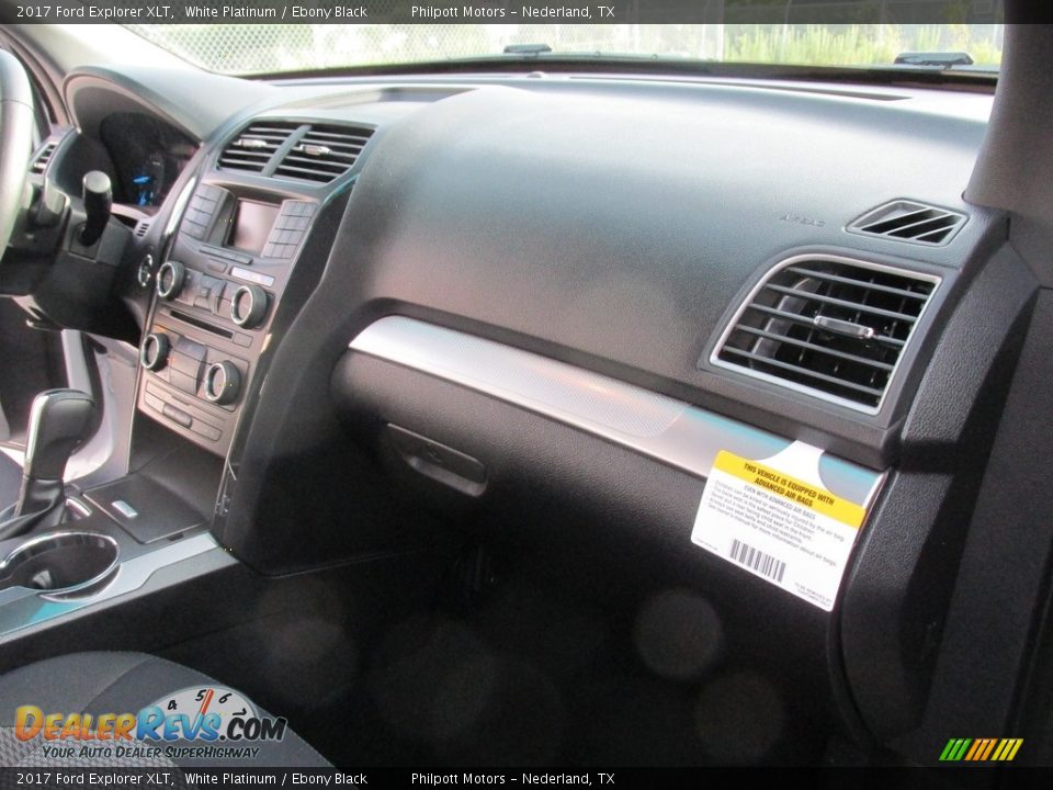 2017 Ford Explorer XLT White Platinum / Ebony Black Photo #15