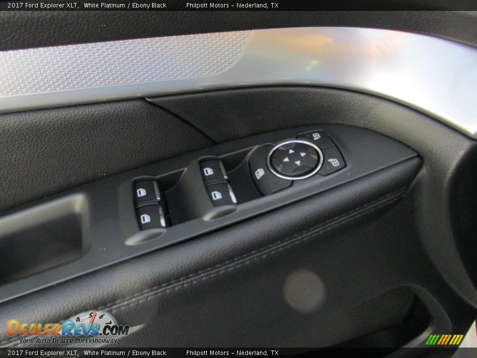 2017 Ford Explorer XLT White Platinum / Ebony Black Photo #20