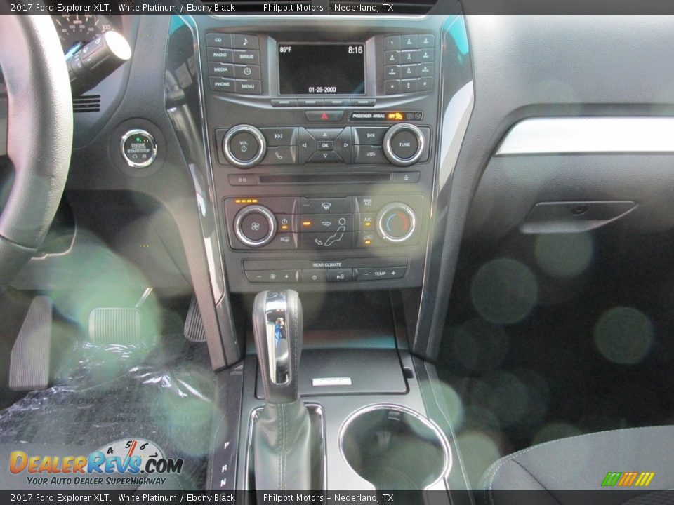 2017 Ford Explorer XLT White Platinum / Ebony Black Photo #24