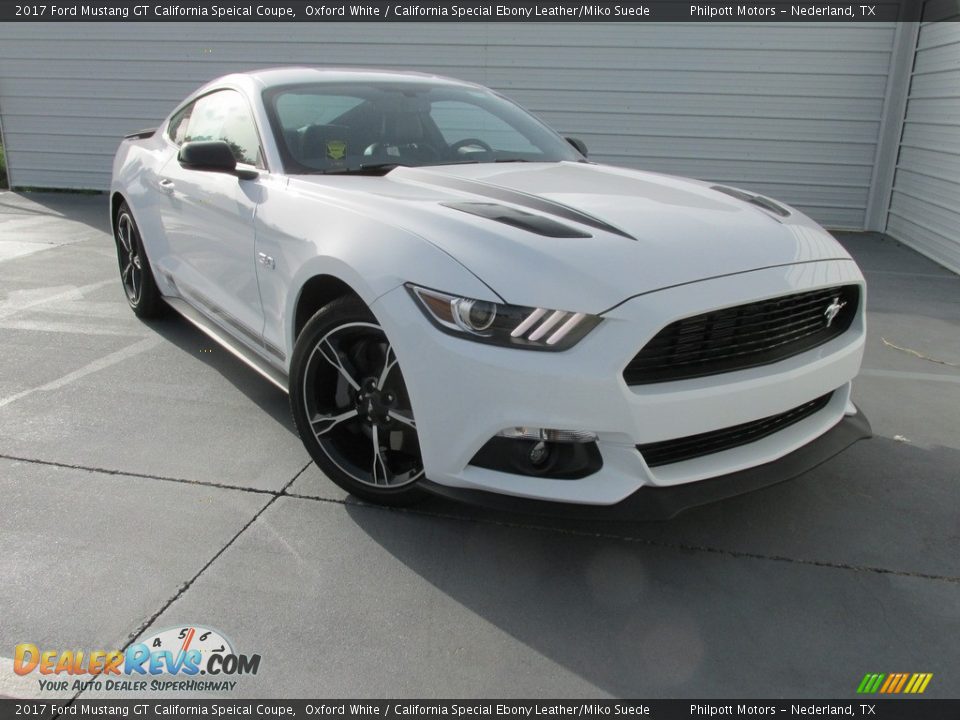 2017 Ford Mustang GT California Speical Coupe Oxford White / California Special Ebony Leather/Miko Suede Photo #2