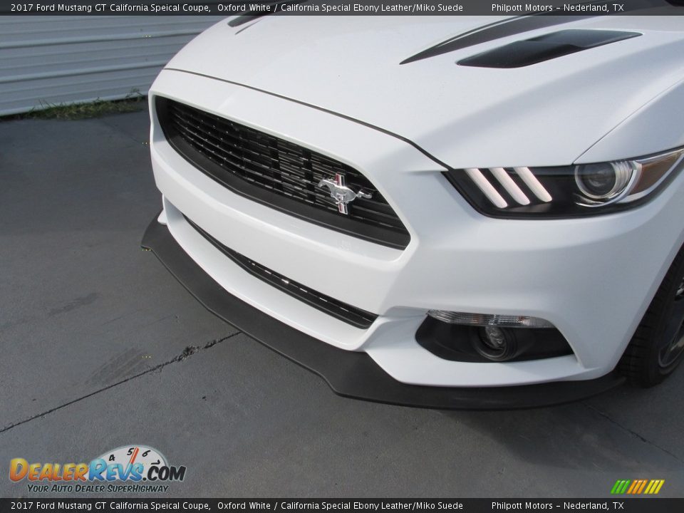 2017 Ford Mustang GT California Speical Coupe Oxford White / California Special Ebony Leather/Miko Suede Photo #10