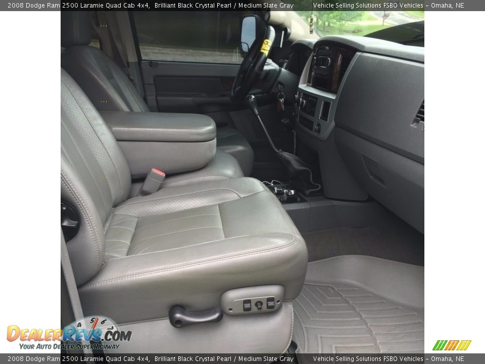 2008 Dodge Ram 2500 Laramie Quad Cab 4x4 Brilliant Black Crystal Pearl / Medium Slate Gray Photo #10